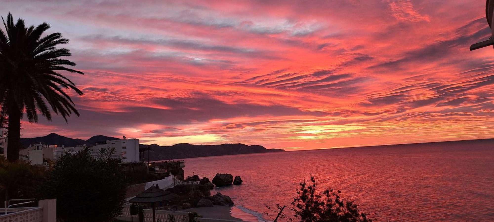 Acapulco Playa Beautiful Seaview Appartement Nerja Buitenkant foto