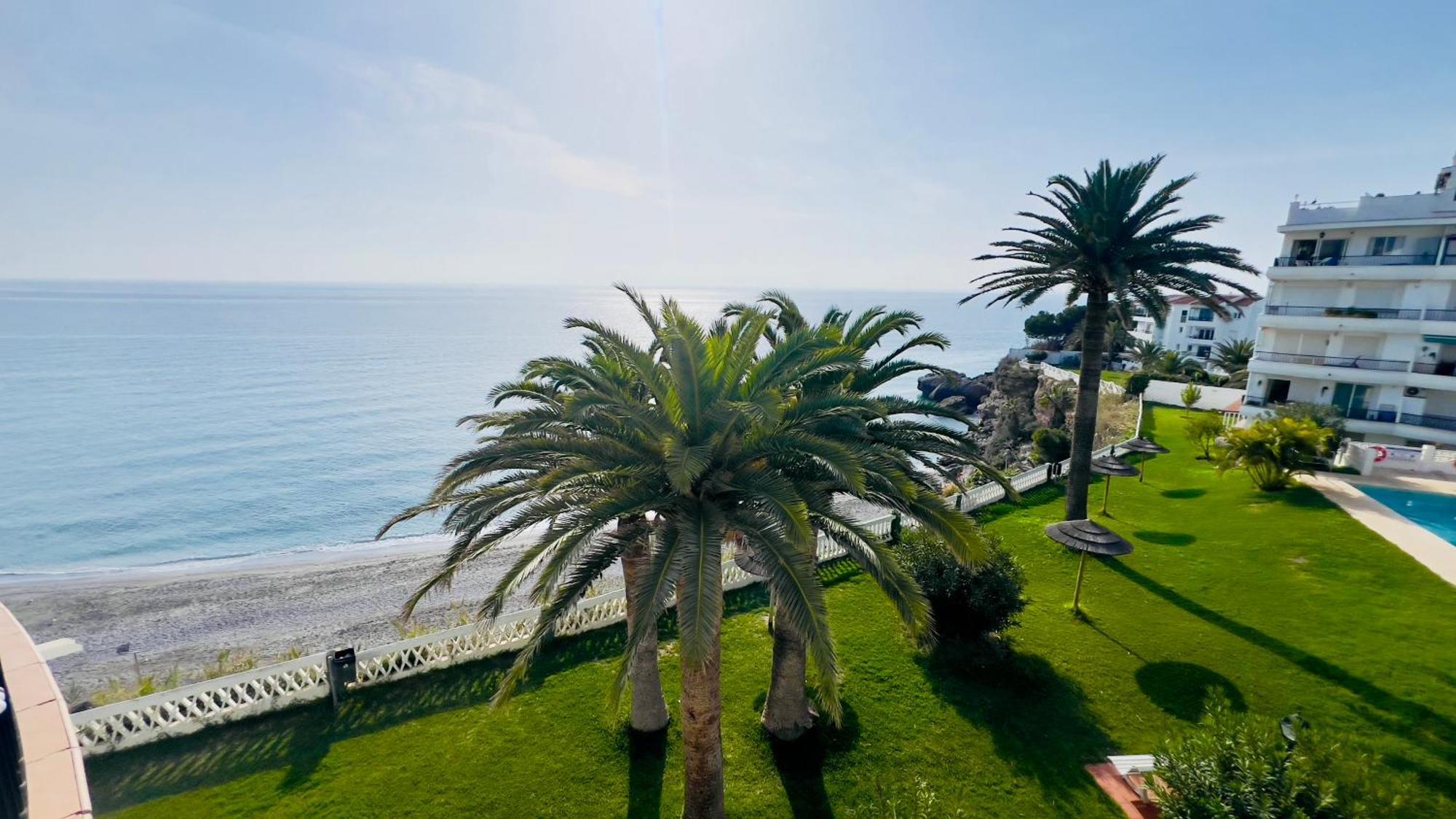 Acapulco Playa Beautiful Seaview Appartement Nerja Buitenkant foto