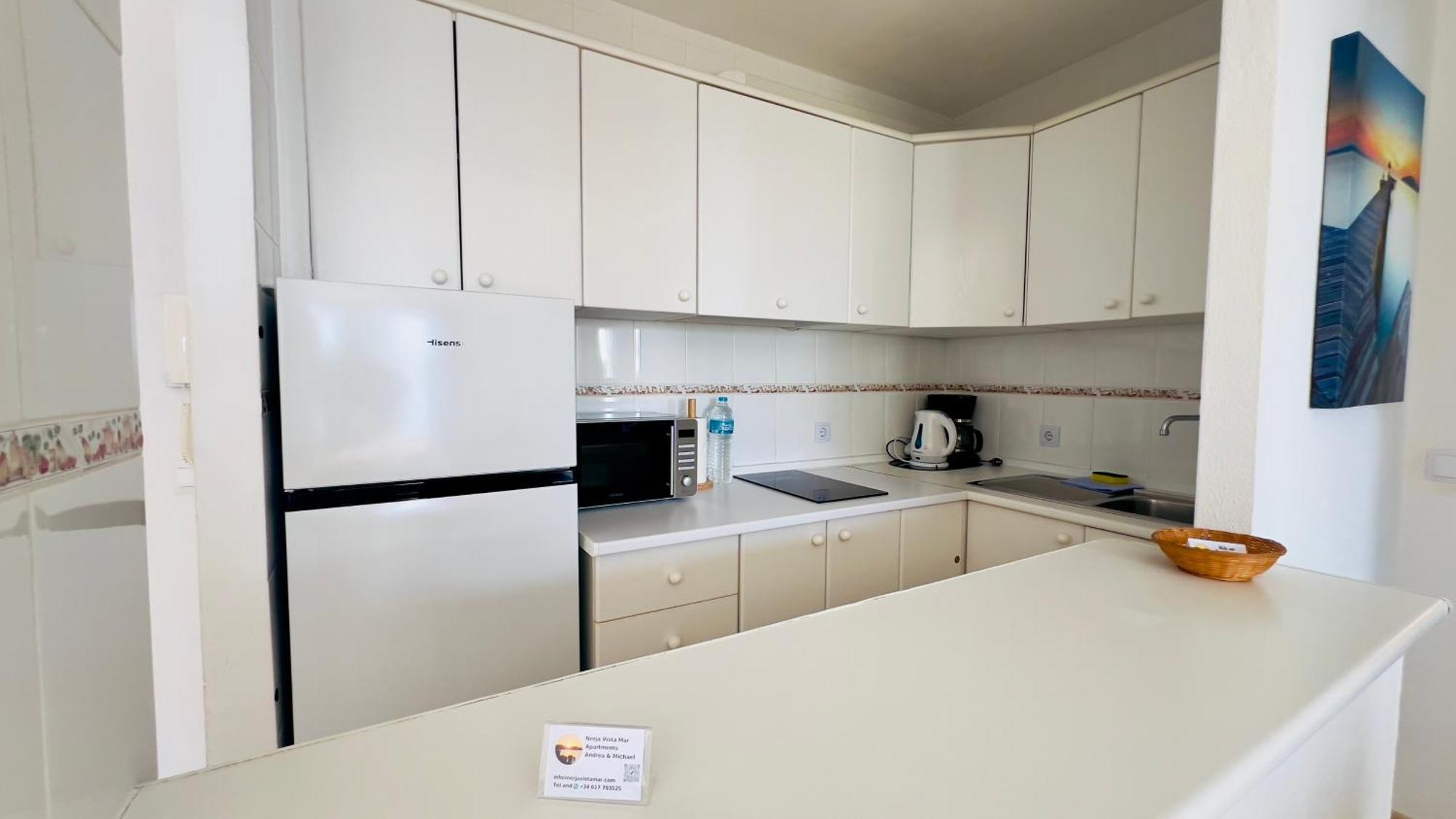 Acapulco Playa Beautiful Seaview Appartement Nerja Buitenkant foto