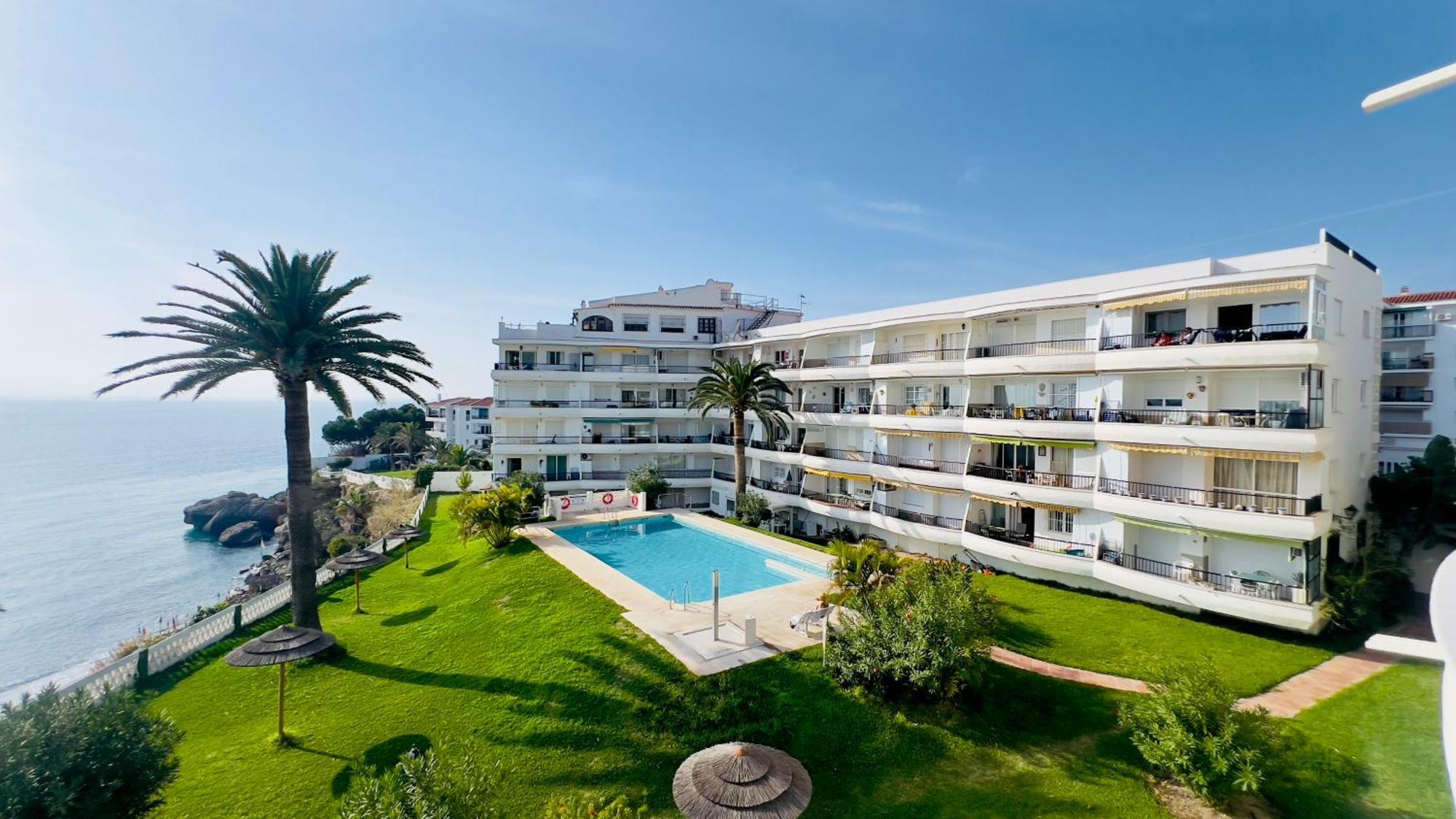 Acapulco Playa Beautiful Seaview Appartement Nerja Buitenkant foto